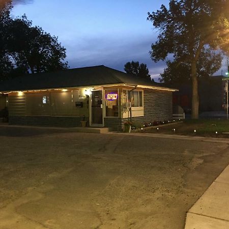 The Ol' Wyoming Motel ริเวอร์ตัน ภายนอก รูปภาพ